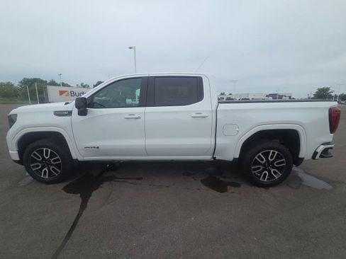 Used 2022 GMC Sierra 1500 AT4 w/ AT4 Premium Package AWD/4WD image 14