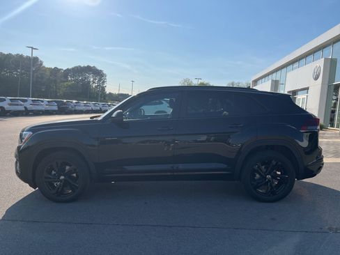 New 2026 Volkswagen Atlas Cross Sport SEL R-Line AWD/4WD image 3