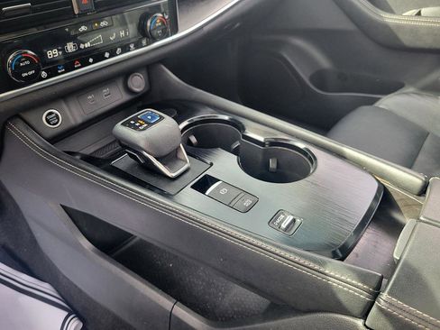 Certified 2021 Nissan Rogue SL image 15