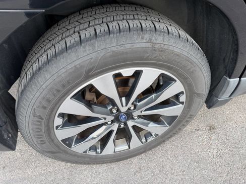 Used 2015 Subaru Outback 2.5i Limited AWD/4WD image 7