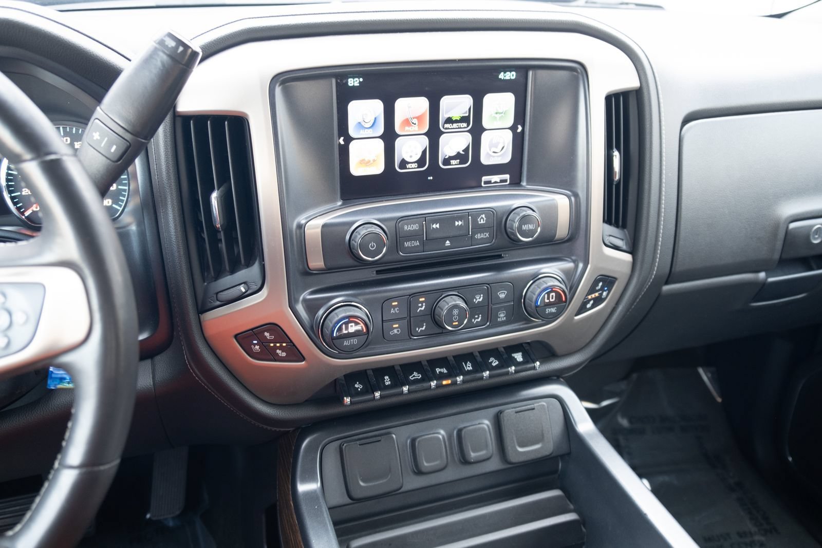 Used 2017 GMC Sierra 3500 Denali AWD/4WD image 3