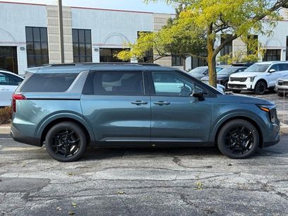 New 2026 Kia Carnival SX w/ SX Dark Edition Package