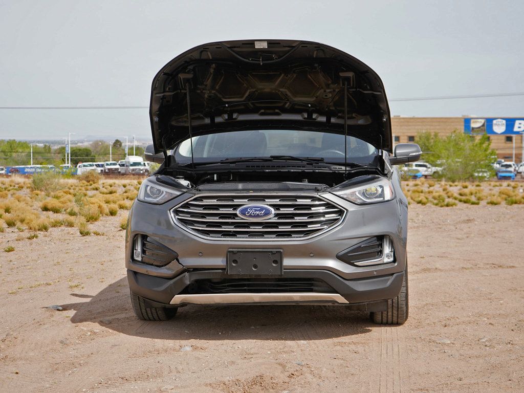 Used 2021 Ford Edge Titanium FWD image 4