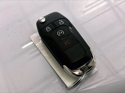 New 2026 Ford F250 XL w/ 360-Degree Camera Package image 9