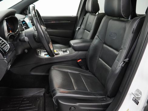 Used 2021 Jeep Grand Cherokee Overland image 19