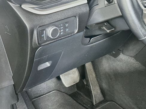 Used 2022 Ford Explorer XLT RWD image 17