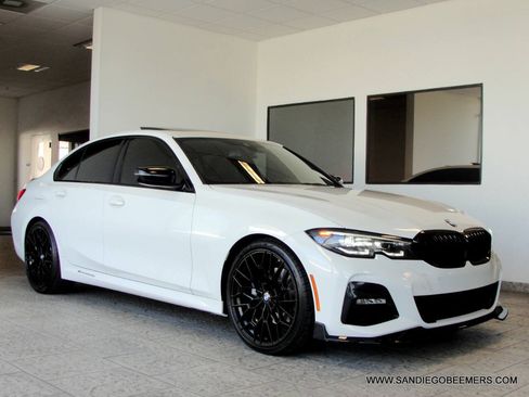 Used 2022 BMW 330i Sedan w/ M Sport Package RWD image 63
