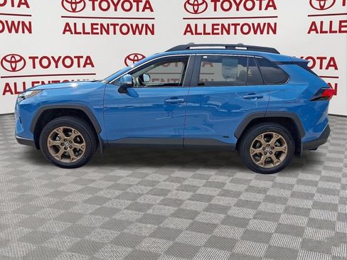 Used 2023 Toyota RAV4 AWD Hybrid image 4