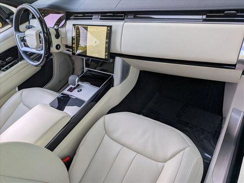 Certified 2024 Land Rover Range Rover Long Wheelbase SE AWD/4WD image 24