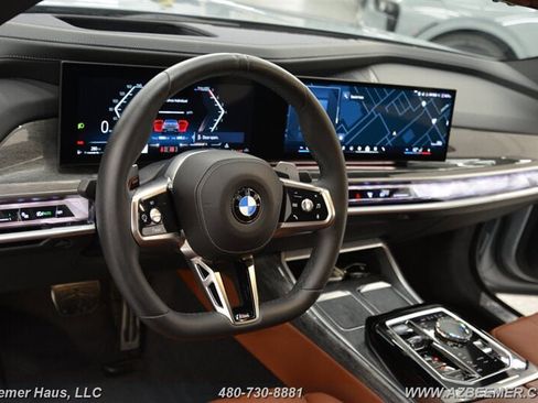 Used 2023 BMW 760i xDrive w/ Parking Assistance Package image 13