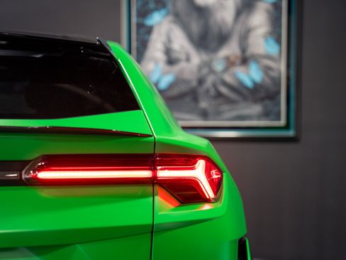 Used 2023 Lamborghini Urus Performante AWD/4WD image 38