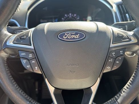 Used 2019 Ford Edge Titanium w/ Equipment Group 301A image 24