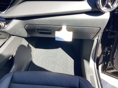 New 2026 Chevrolet Equinox LT w/ Convenience Package II image 29