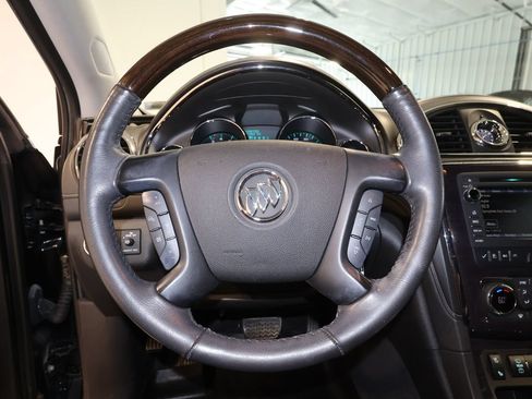 Used 2017 Buick Enclave Premium w/ Experience Buick Package AWD/4WD image 7