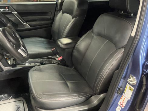 Used 2017 Subaru Forester 2.5i Touring image 4