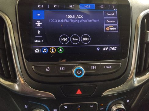 Used 2019 Chevrolet Equinox Premier image 25