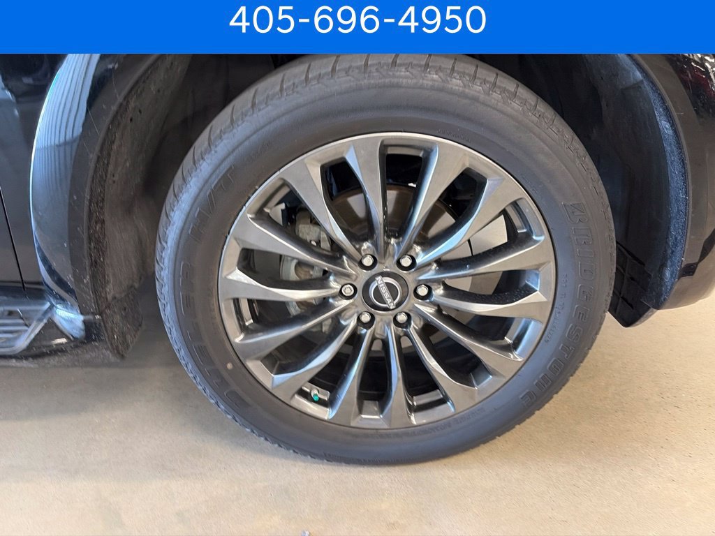 Used 2023 Nissan Armada Platinum w/ Captain's Chairs Package RWD image 19