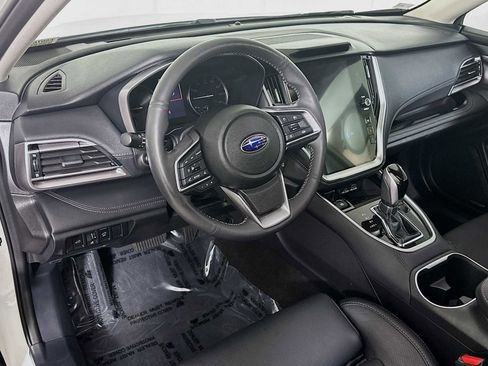 Used 2023 Subaru Outback Touring image 9