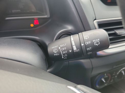 Used 2018 MAZDA MAZDA3 Sport FWD image 26