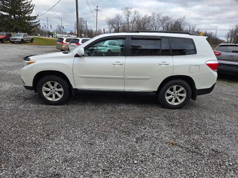 Used 2013 Toyota Highlander SE image 3