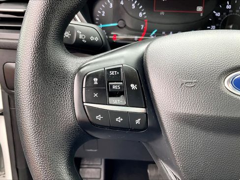 Used 2020 Ford Escape SE image 19