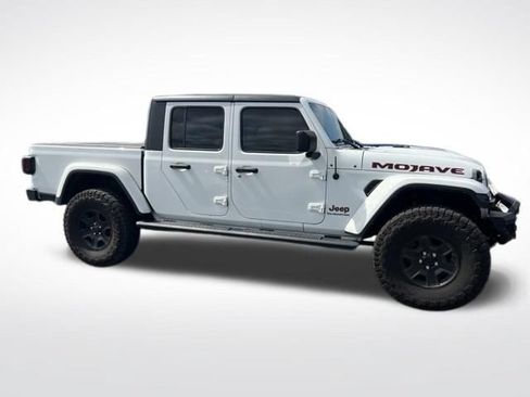 Used 2022 Jeep Gladiator Mojave w/ Cold Weather Group AWD/4WD image 2