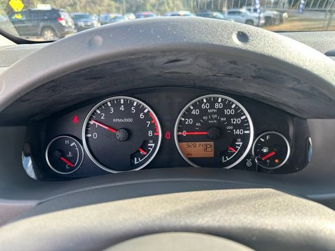 Used 2017 Nissan Frontier SL image 8