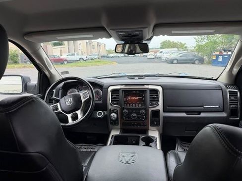Used 2015 RAM 1500 Laramie w/ Convenience Group AWD/4WD image 17