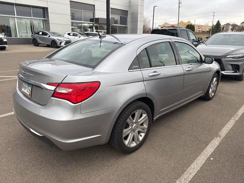 Used 2013 Chrysler 200 LX image 21