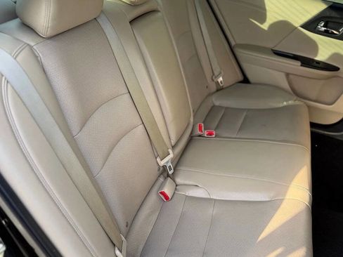 Used 2015 Honda Accord EX-L image 26