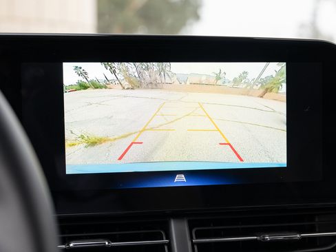 Used 2026 Chevrolet Trax ACTIV w/ Driver Confidence Package image 31