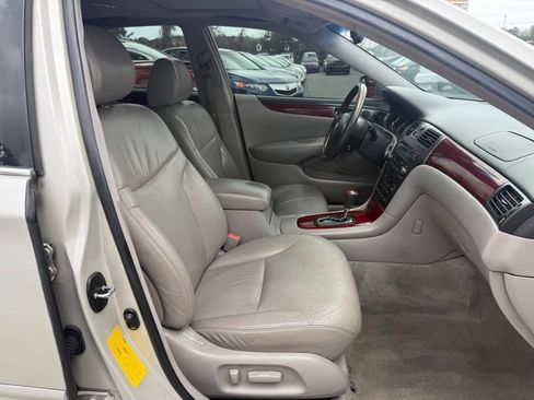 Used 2003 Lexus ES 330 image 13