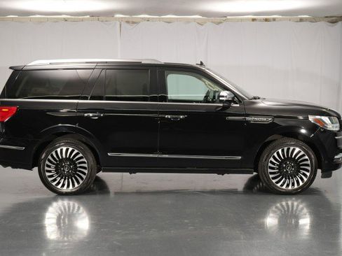 Used 2019 Lincoln Navigator Black Label image 9