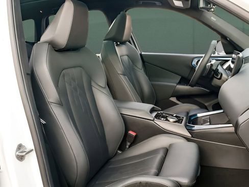 Used 2025 BMW X3 xDrive30i image 24