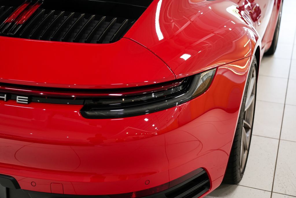 Used 2020 Porsche 911 Carrera S RWD image 12
