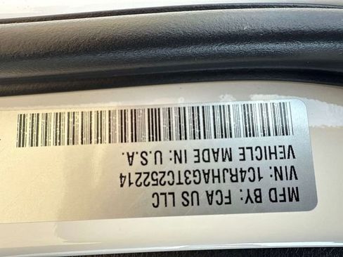 New 2026 Jeep Grand Cherokee Laredo X image 33