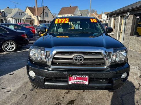 Used 2010 Toyota Tacoma 4x4 Access Cab V6 image 2