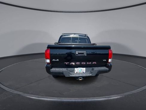 Used 2019 Toyota Tacoma SR w/ SR Convenience Package AWD/4WD image 7