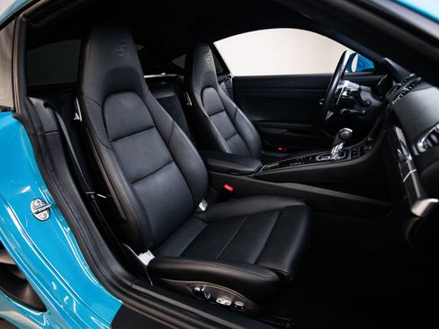 Certified 2020 Porsche 718 Cayman RWD image 26