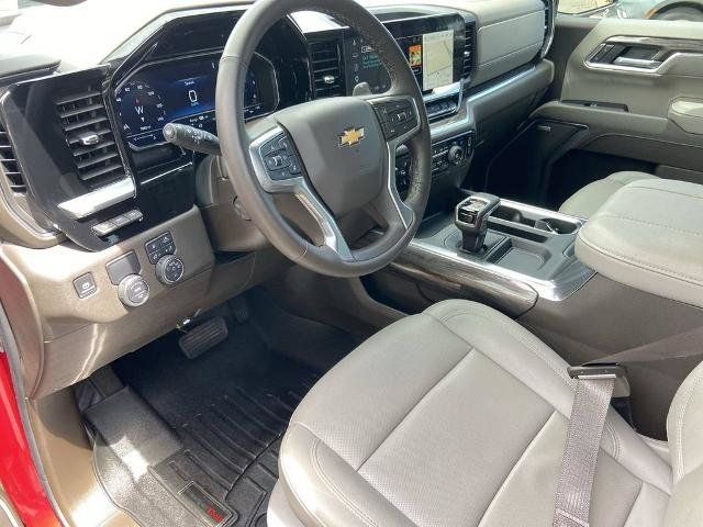 Used 2025 Chevrolet Silverado 1500 LTZ w/ LTZ Premium Package RWD image 6