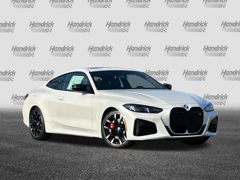 New 2026 BMW M440i Coupe image 2