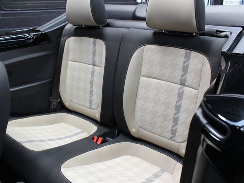 Used 2018 Volkswagen Beetle 2.0T S image 37