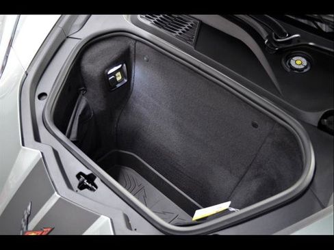 Used 2023 Chevrolet Corvette Stingray Preferred Cpe w/ Z51 Performance Package RWD image 21