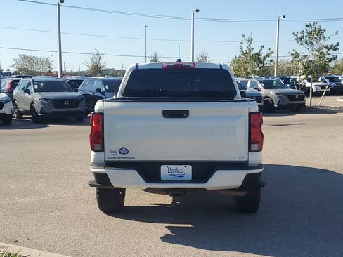 Used 2023 Chevrolet Colorado LT w/ LT Convenience Package II image 5