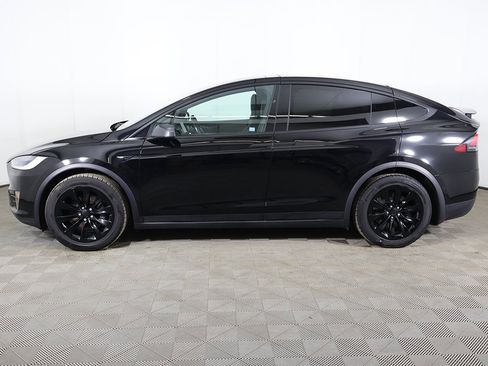 Used 2020 Tesla Model X Long Range image 17