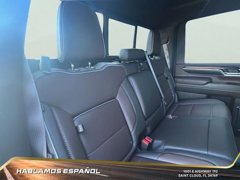 Used 2025 GMC Sierra 2500 Denali image 30