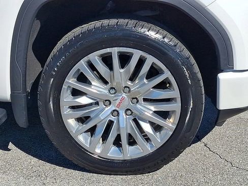 Used 2022 GMC Sierra 1500 Denali w/ Driver Alert Package II image 8