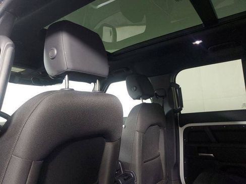 Used 2025 Land Rover Defender 110 S AWD/4WD image 15
