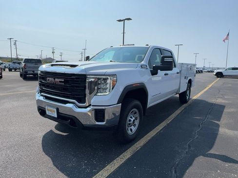 Used 2023 GMC Sierra 3500 Pro w/ Convenience Package AWD/4WD image 8