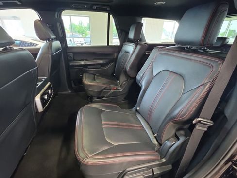 Used 2023 Ford Expedition Limited AWD/4WD image 34